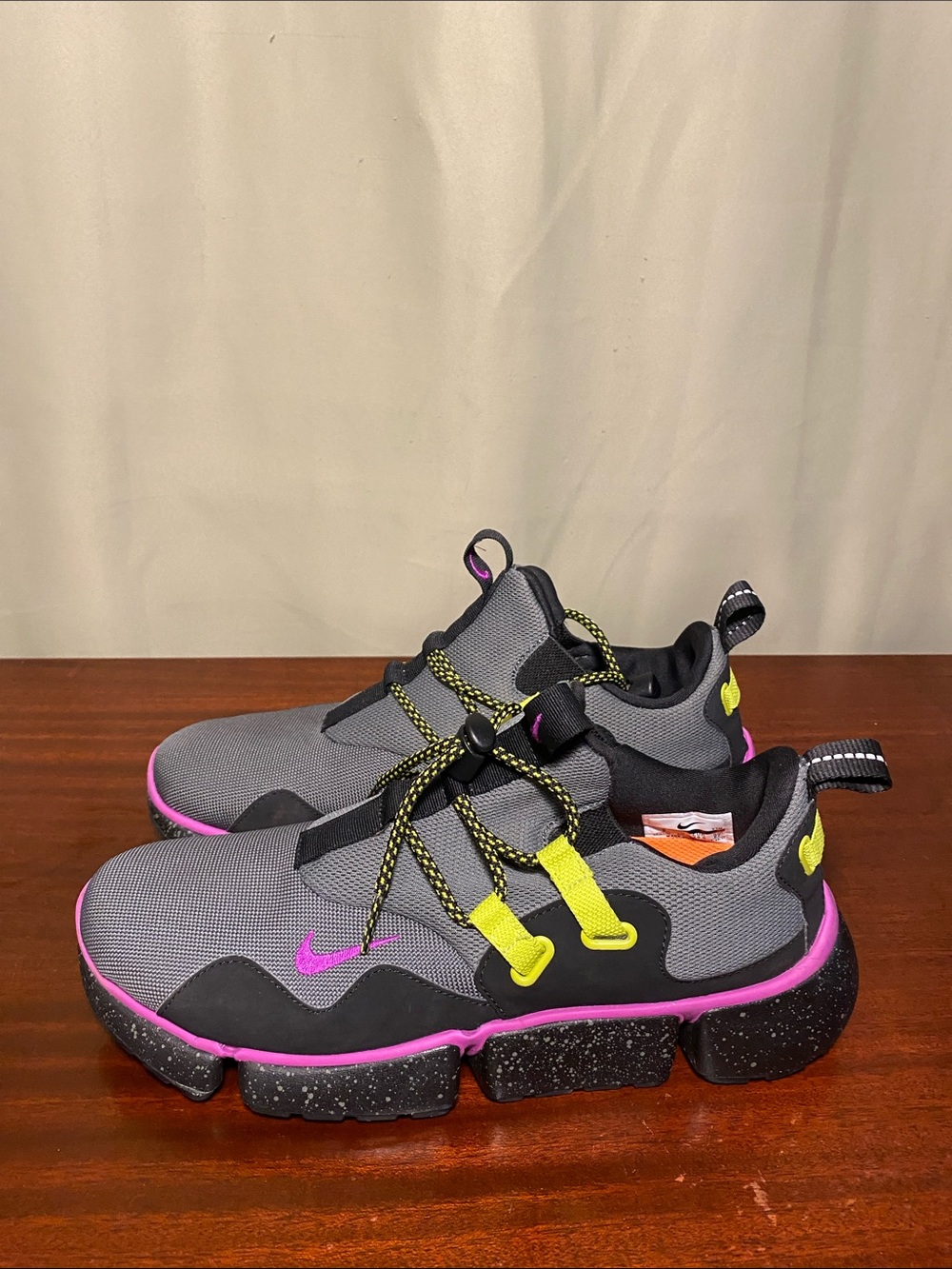 Nike Pocketknife DM SU  River Rock ACG  Cross Training shoes size 9